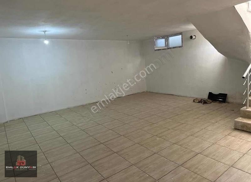 Aydoğmuş Da 3 Katlı Asma Katlı Köşe Başı Acil Kiralık Dükkan - Görsel 23