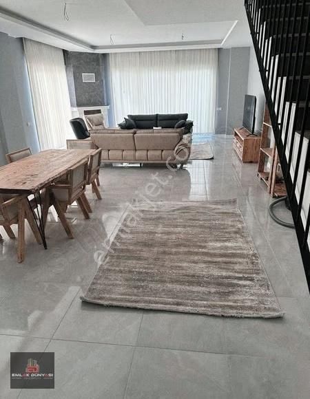 Kepez Odabaşı Lüx Eşyalı Satılık 3+1 Villa - Görsel 17