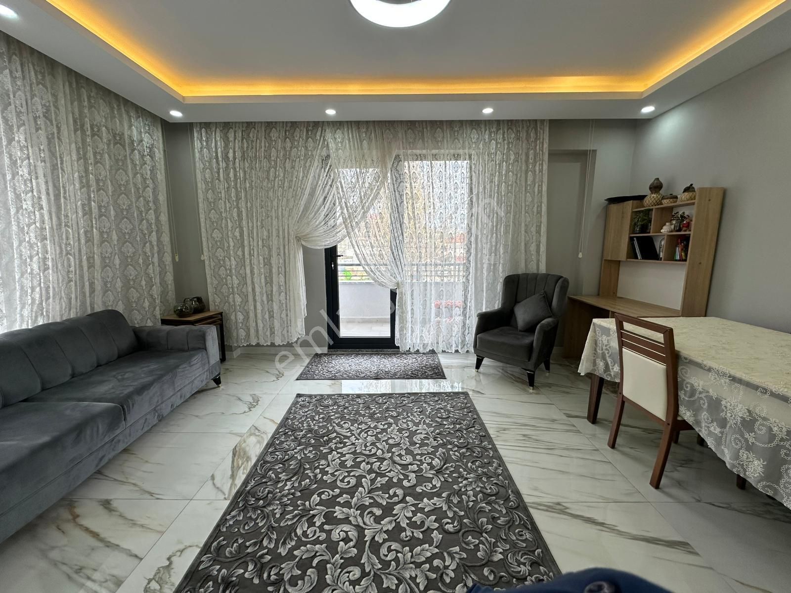 Karasu'da Günlük Yaşama Yakın 2+1 Geniş Ve Ferah Satılık Daire - Görsel 7
