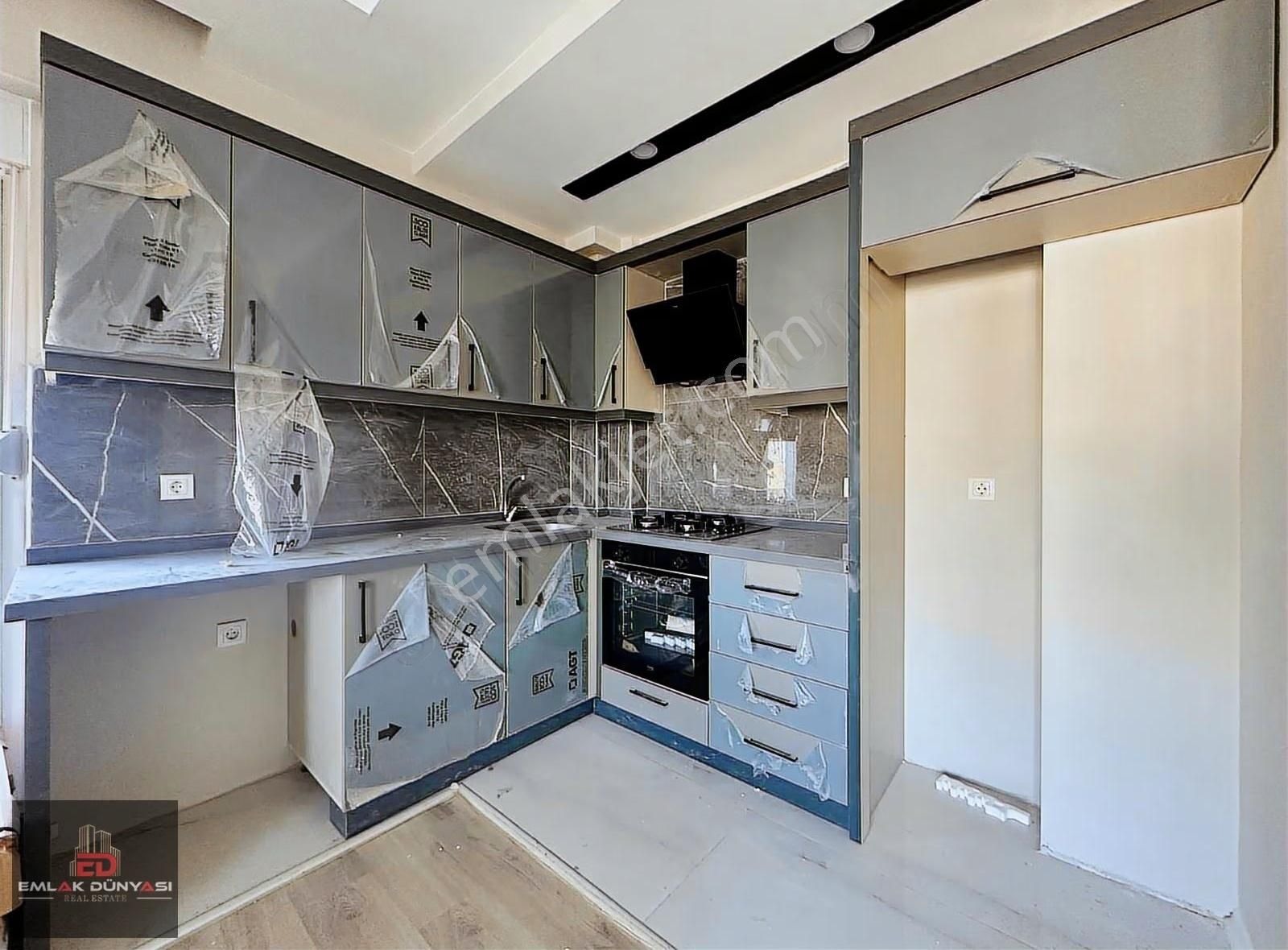 Kızıltoprak Mah.tramvay Yakını Sıfır 4+1 130m2 Dubleks Daire - Görsel 4