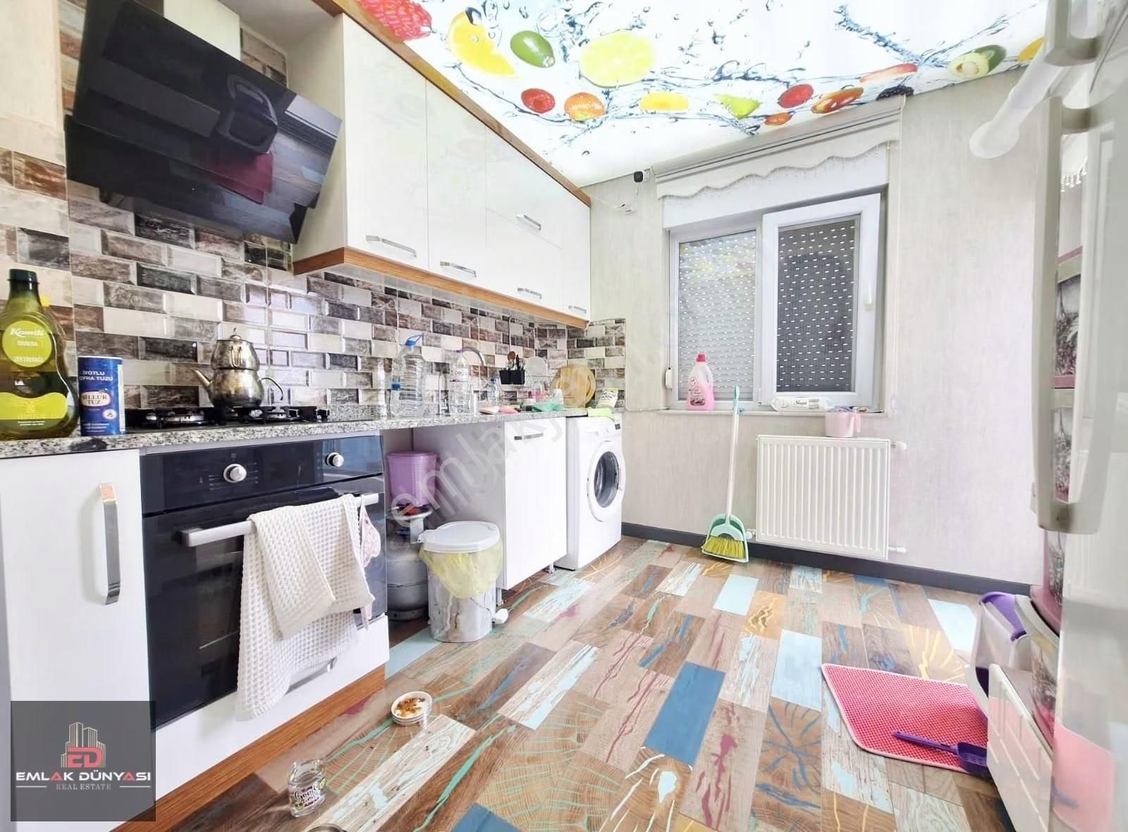 Yenigün Mah.servet F.yakını Doğalgazlı 7 Yıllık 2+1 100m2 Daire