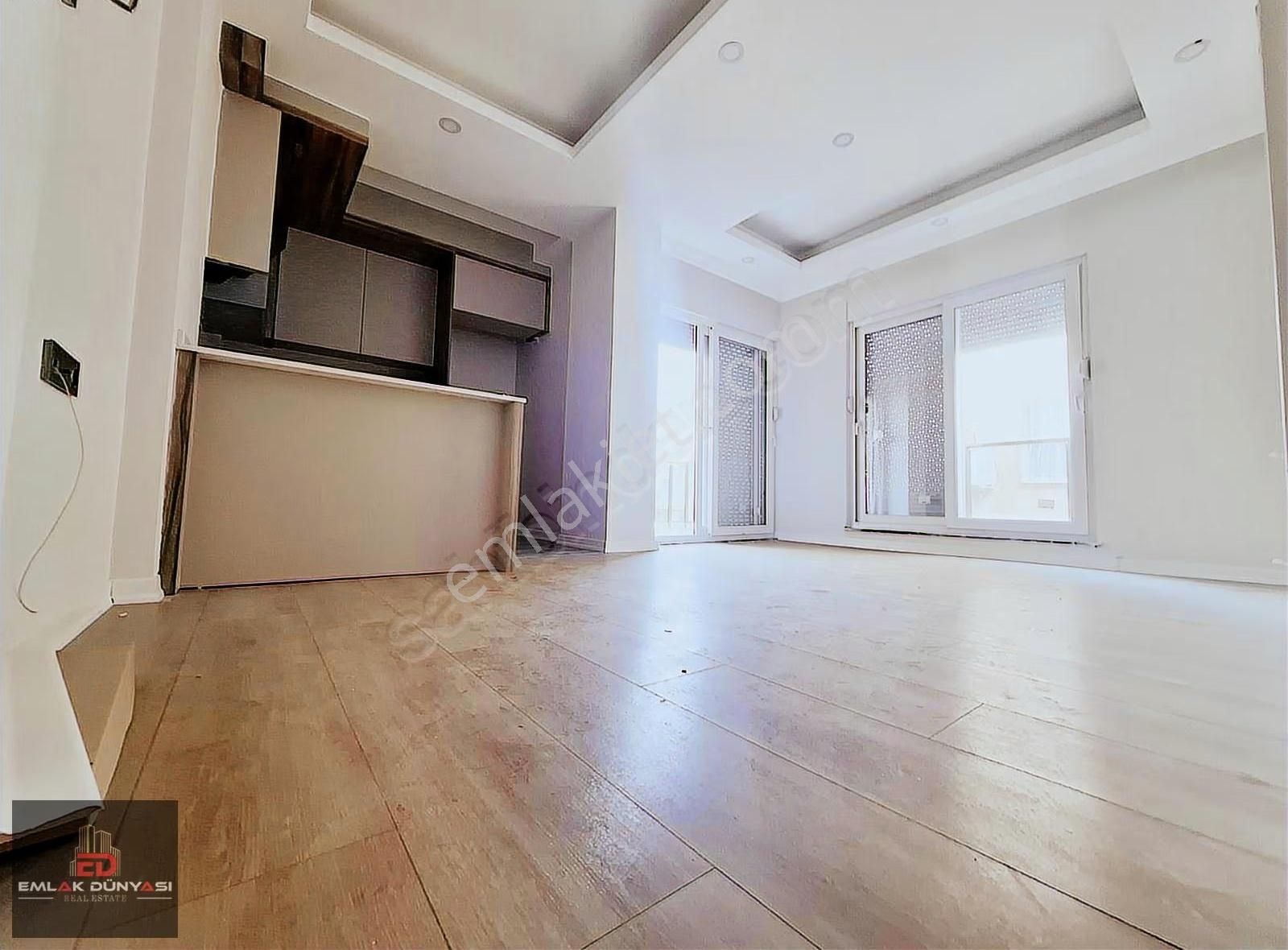 Etiler Mah.park Cephe Asansörlü Arakat Sıfır 2+1 90m2 Daire