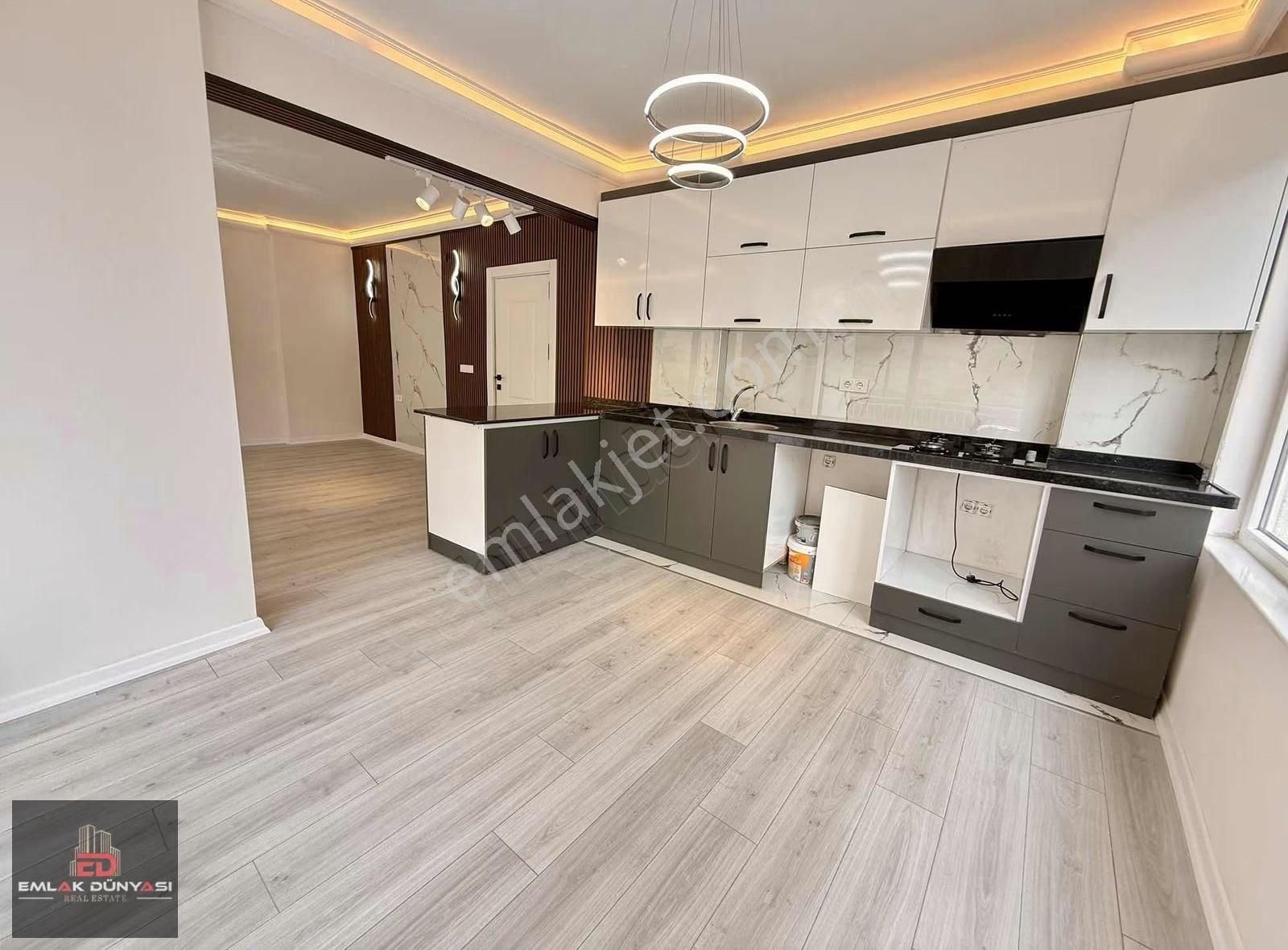 Özgürlük Mah. 4+1 Arakat Asansörlü Daire - Görsel 17