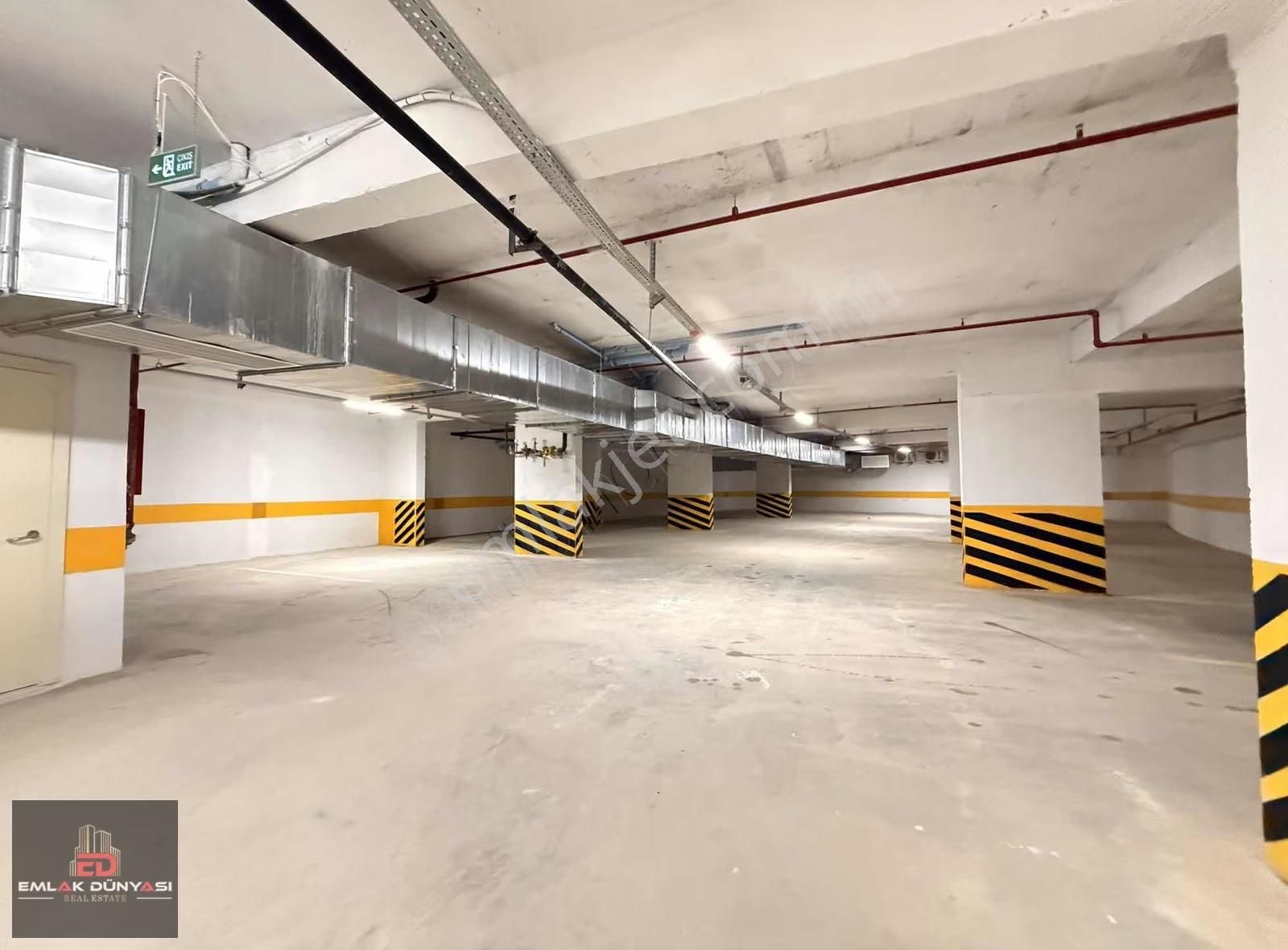 Altıntaş Mah. Teraslı Özel Havuzlu Satılık 1+1 Arakat Lüks Daire - Görsel 18