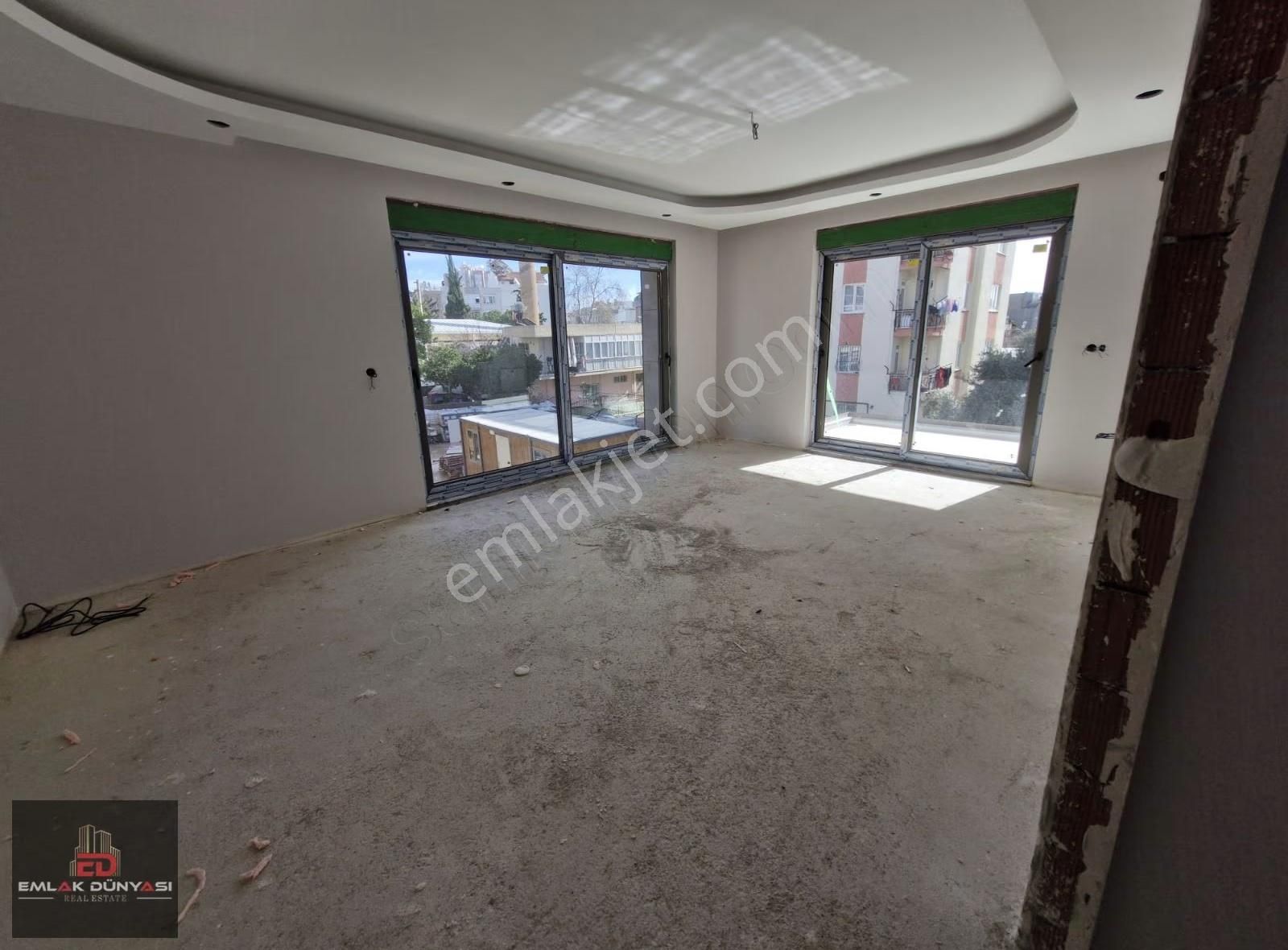 Sıfır Site İçi Süperlüks Havuz Başı 2+1 M.kavağı Sınırı