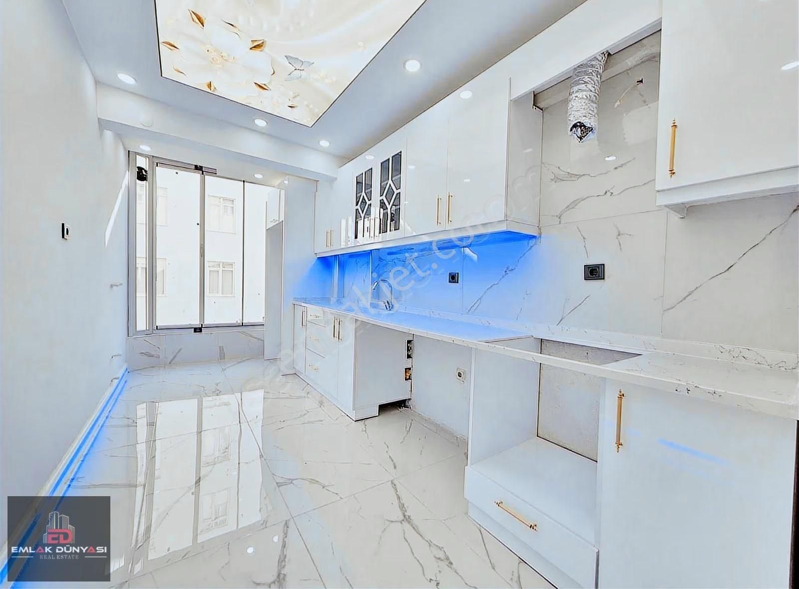 Altındağ Mah.asansörlü Arakatta İçi Fuul Yapılı 3+1 145m2 Daire