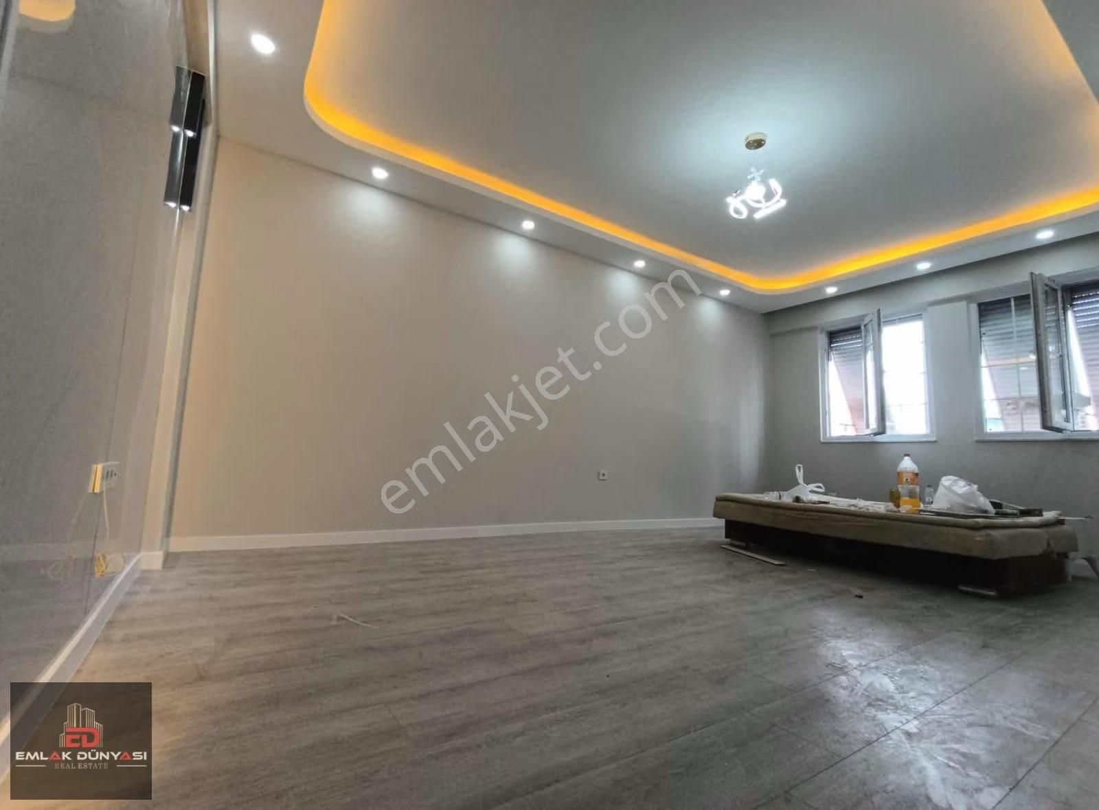 Yenigün'de Cadde Üzerinde Ebeveyn Banyolu 3+1 Ara Kat Yapılı - Görsel 32