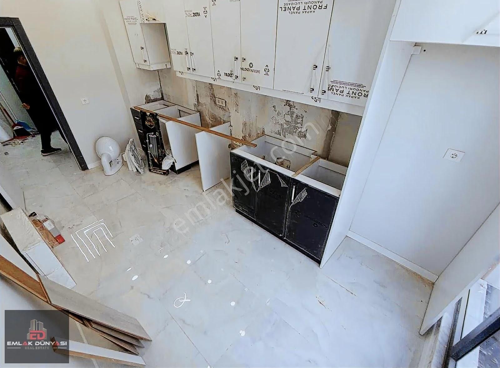 Yenigün'de Cadde Üzerinde Ebeveyn Banyolu 3+1 Ara Kat Yapılı - Görsel 7