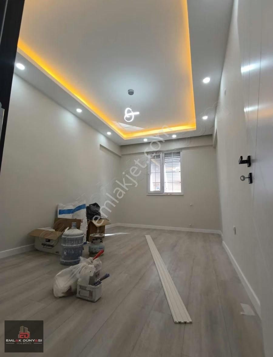 Yenigün'de Cadde Üzerinde Ebeveyn Banyolu 3+1 Ara Kat Yapılı - Görsel 12