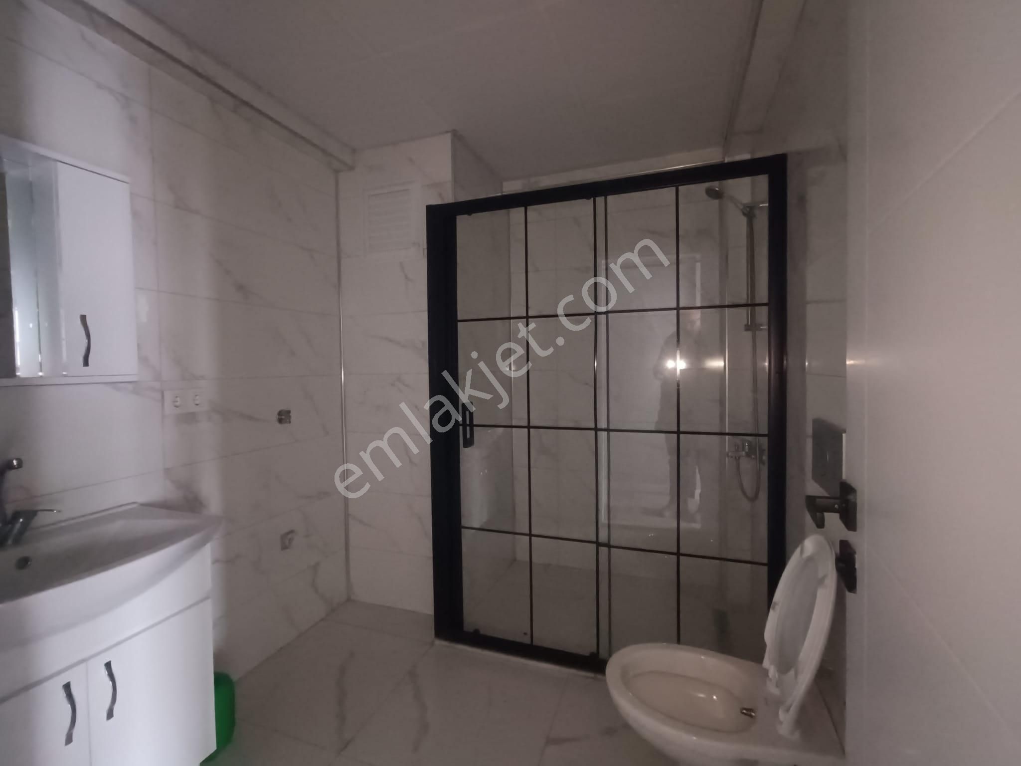 Remax Palas'tan Hendek Yenimahalle'de Kiralık 1+1 - Görsel 13