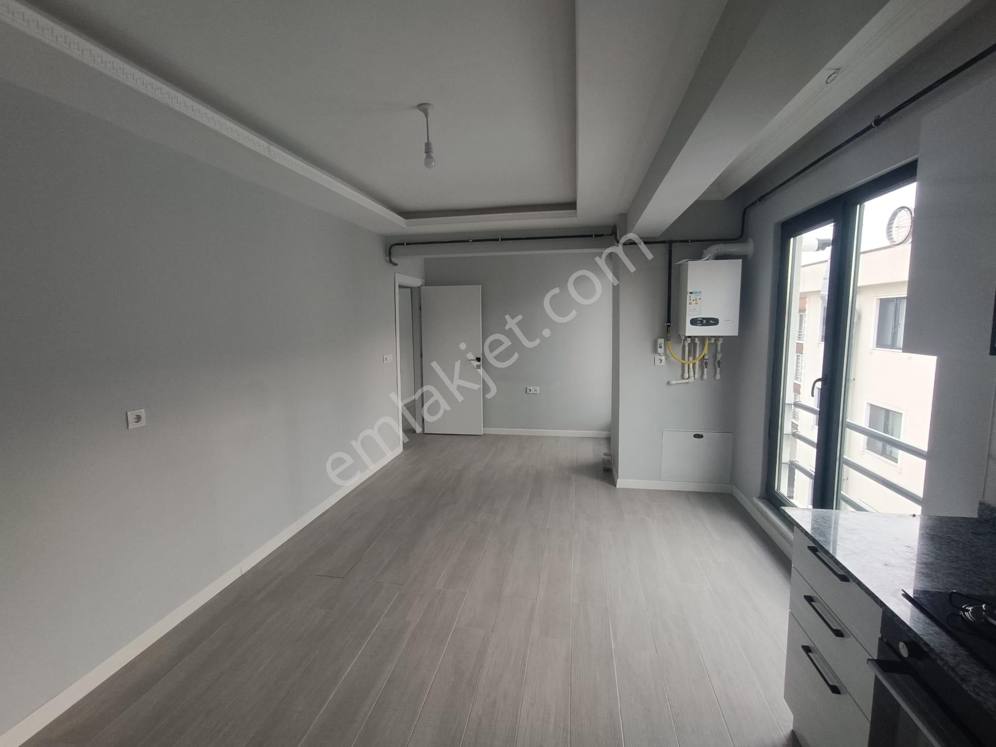 Remax Palas'tan Hendek Yenimahalle'de Kiralık 1+1 - Görsel 11