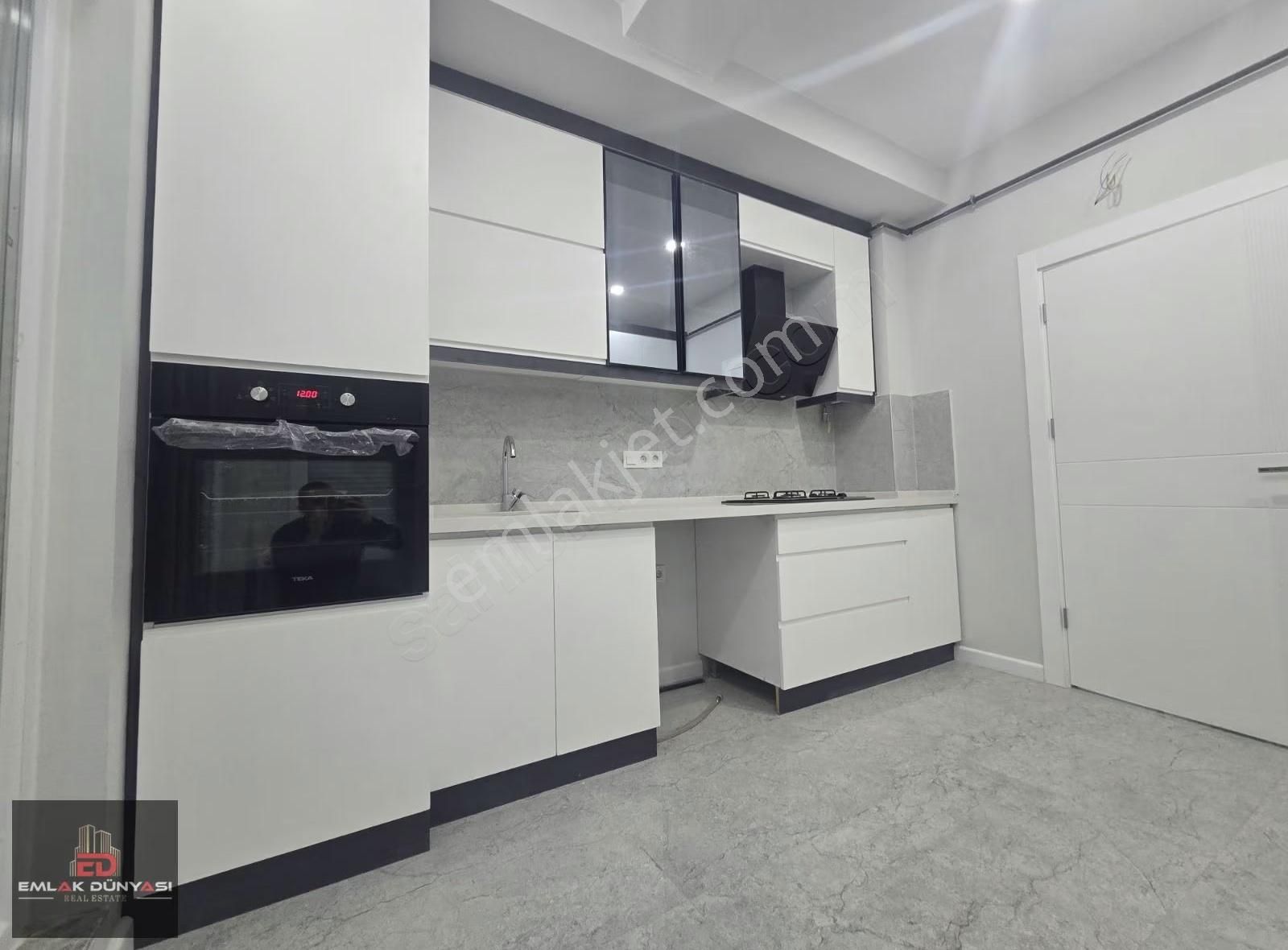 Göksu Da Havuzlu Site İçi Kapalı Mutfaklı Satılık 2+1 Sıfır Dair