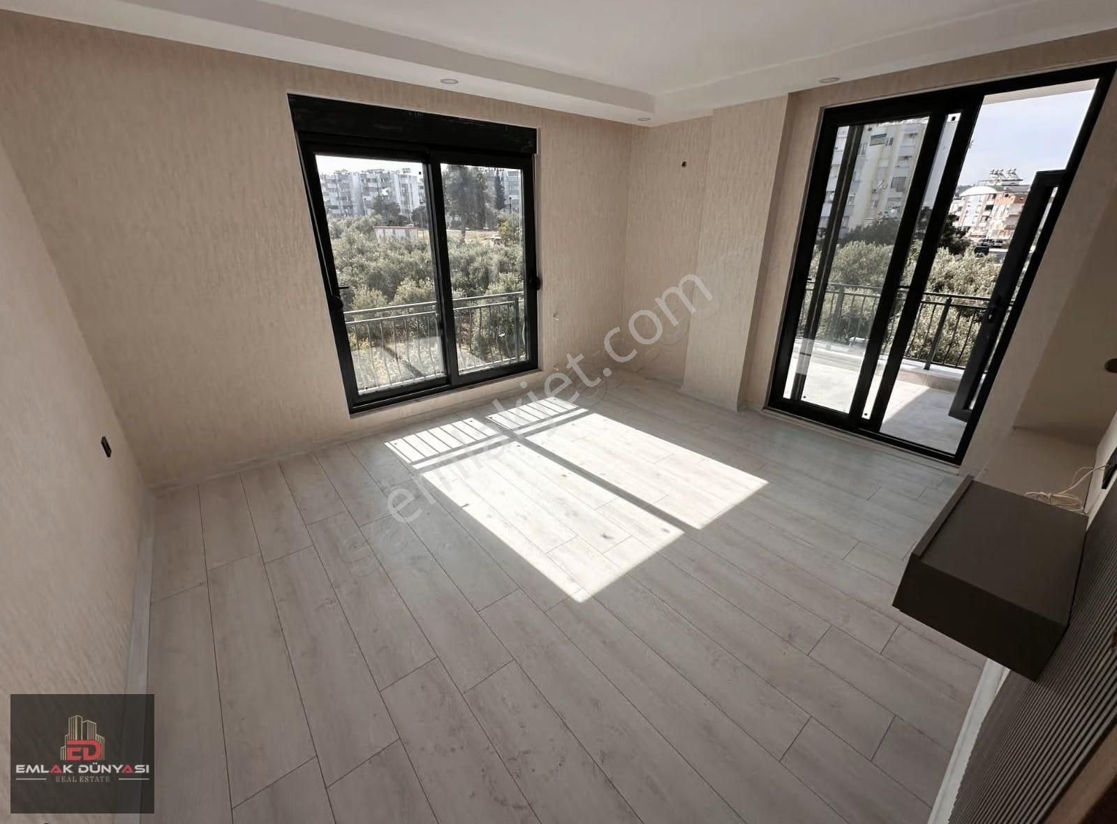 Aydoğmuşta Havuzlu Ayrı Mutfaklı Çocuk Parklı Lüks Satılık 2+1 - Görsel 4