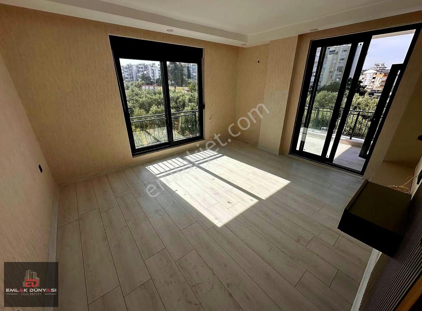 Aydoğmuşta Havuzlu Ayrı Mutfaklı Çocuk Parklı Lüks Satılık 2+1 - Görsel 8