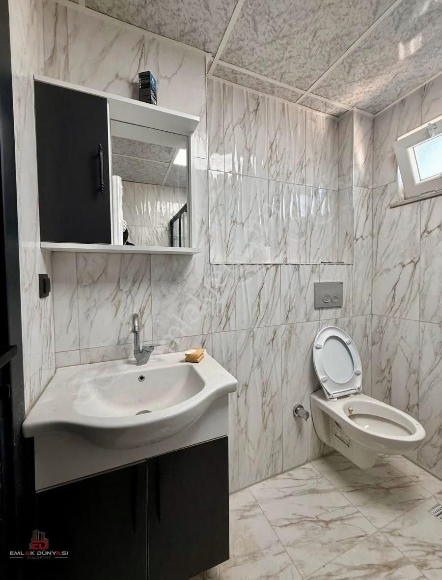 Aydoğmuşta Ferah Asansörlü Kapalı Mutfaklı Satılık 2+1 Daire - Görsel 9