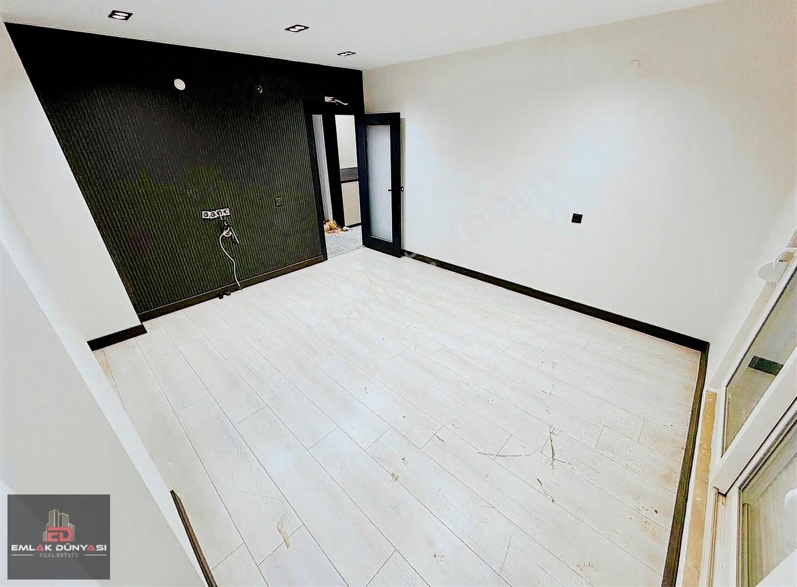 Aydoğmuşta Ferah Asansörlü Kapalı Mutfaklı Satılık 2+1 Daire - Görsel 5