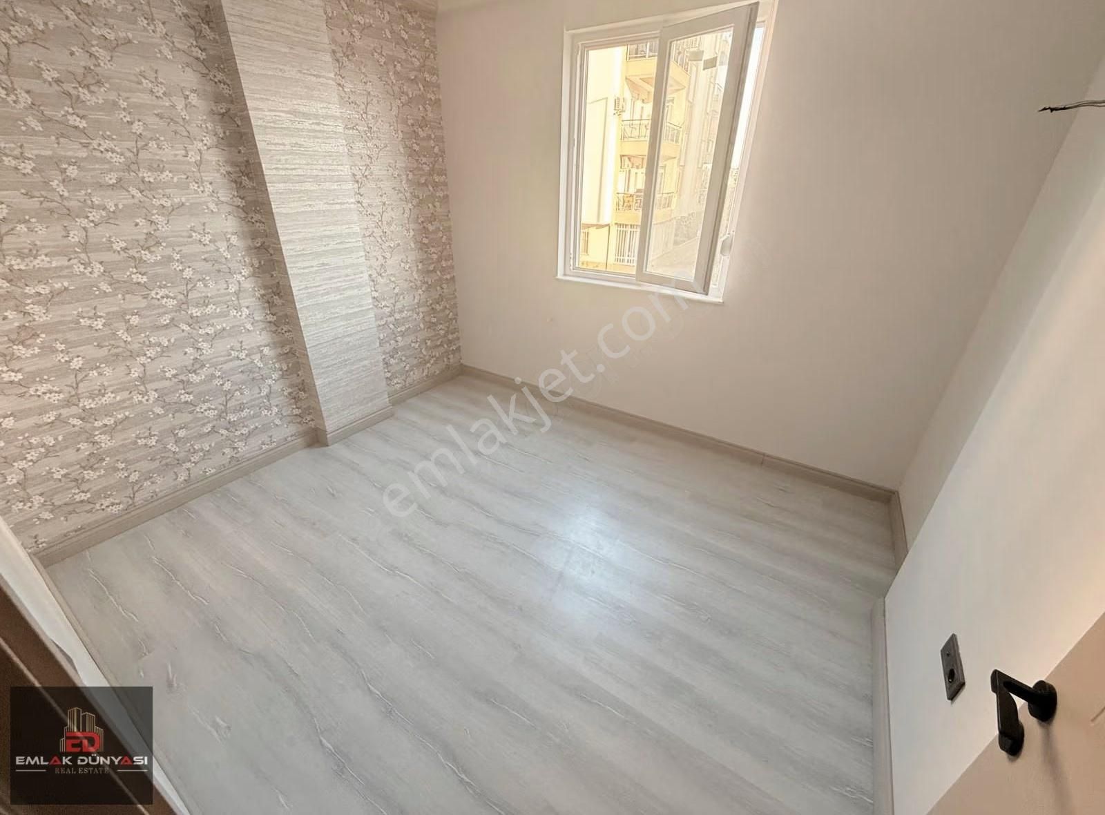 Aydoğmuşta Havuzlu Satılık Arakat 2+1 Sıfır Daire - Görsel 3