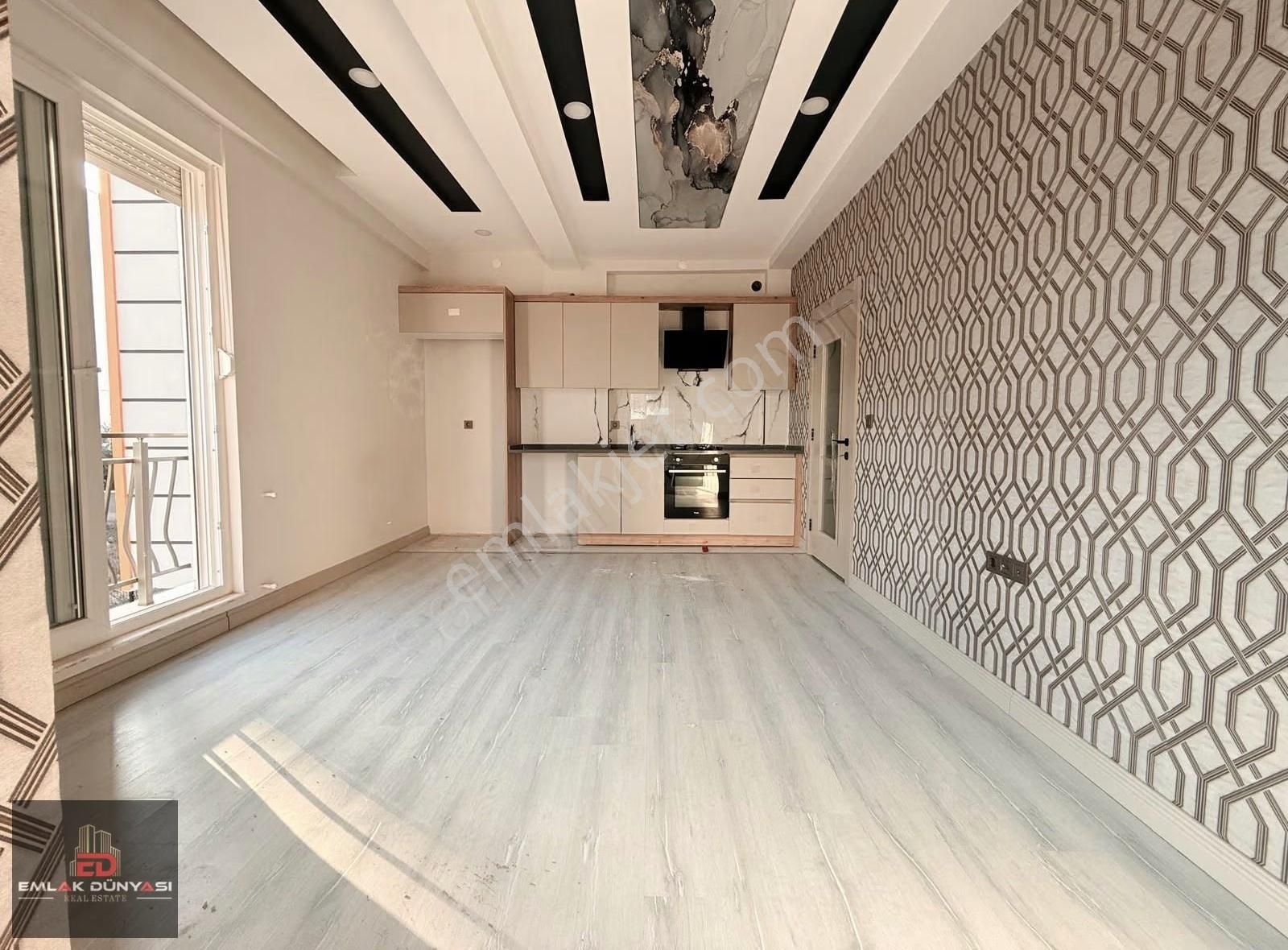 Aydoğmuşta Havuzlu Satılık Arakat 2+1 Sıfır Daire - Görsel 5