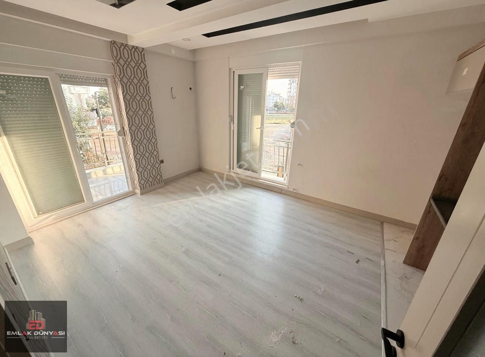 Aydoğmuşta Havuzlu Satılık Arakat 2+1 Sıfır Daire - Görsel 13