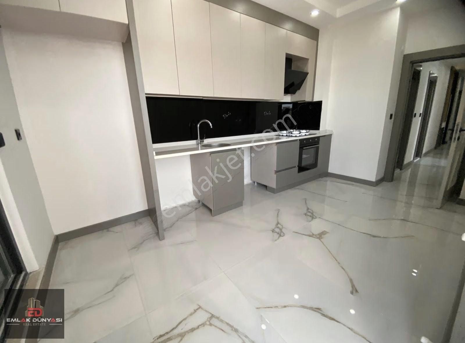 Aydoğmuşta Tramvay Dibi 145mt2 Ebeveyn Banyolu Lüx 3+1 - Görsel 22