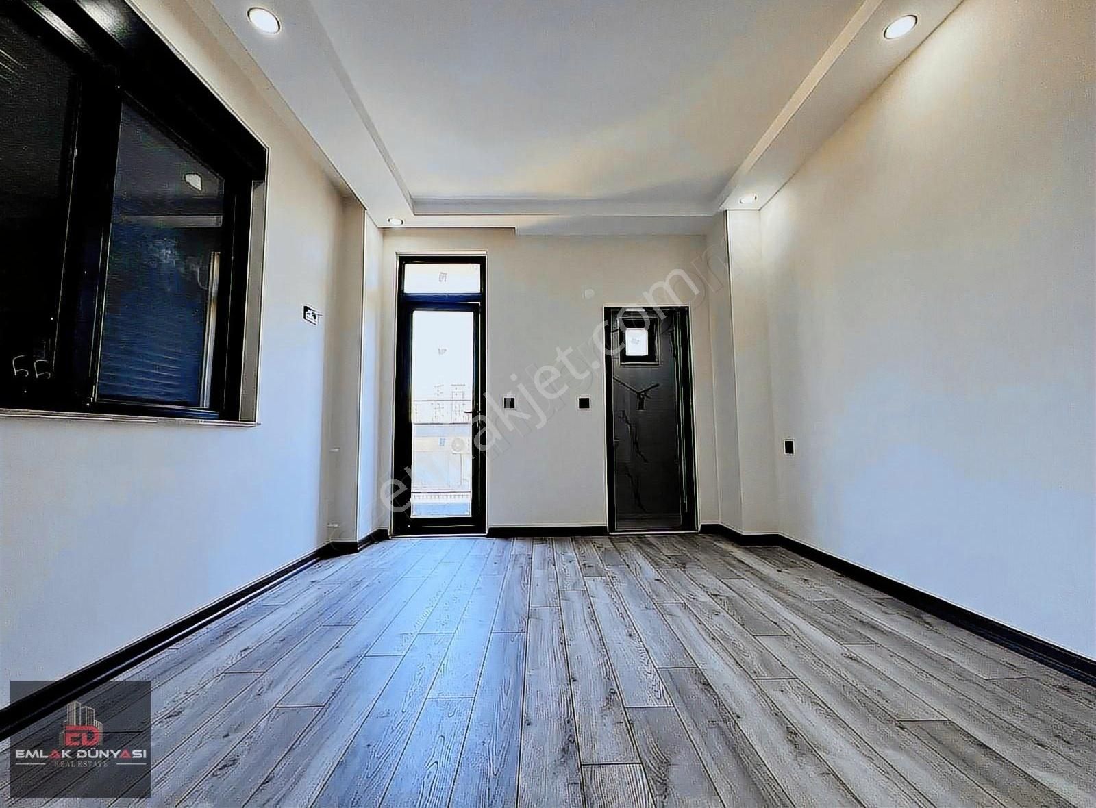 Aydoğmuşta Tramvay Dibi 145mt2 Ebeveyn Banyolu Lüx 3+1 - Görsel 12