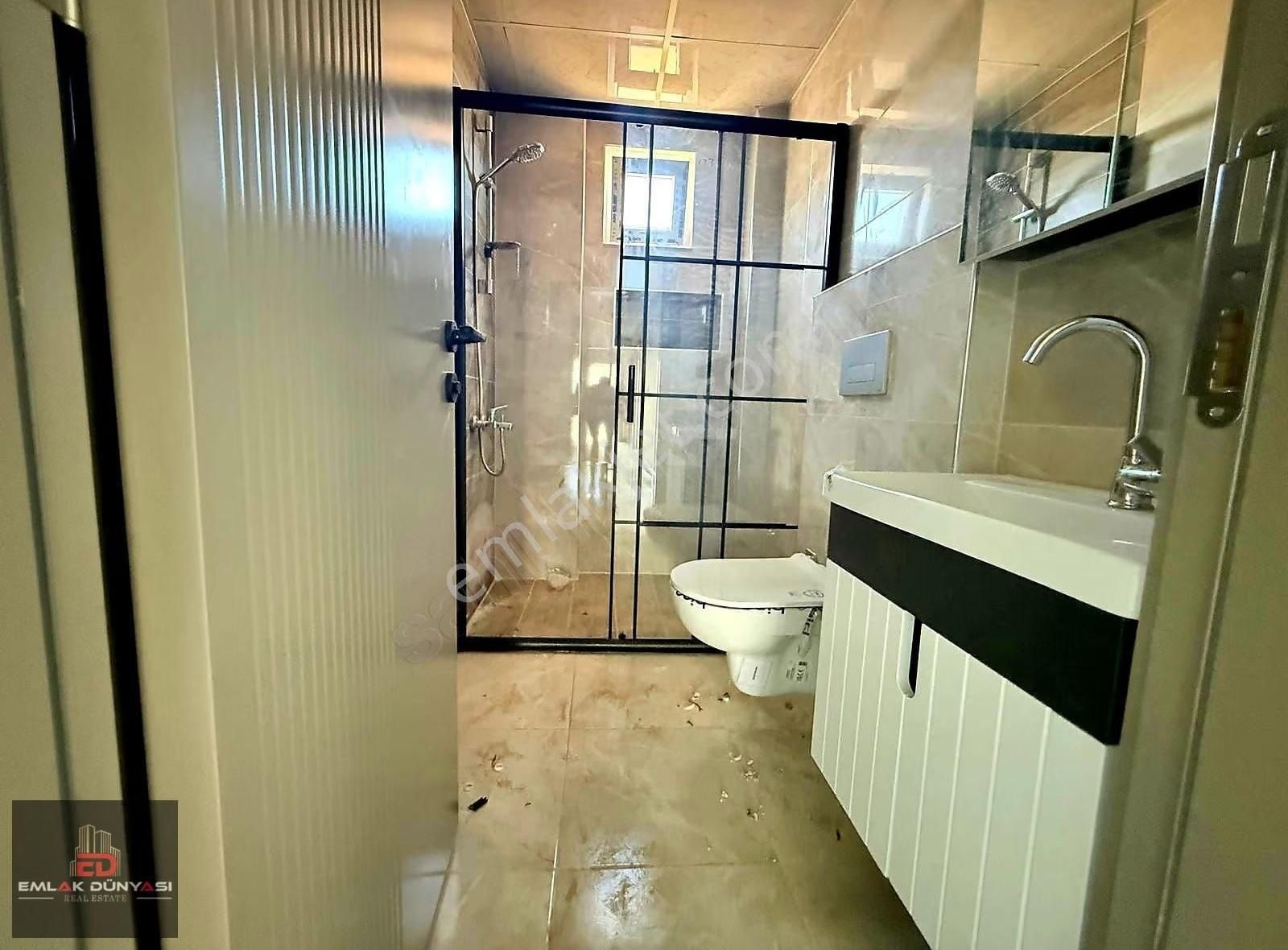 Aydoğmuşta Sıfır Satılık 3+1 140 Mt2 Geniş Arakat Daire - Görsel 20