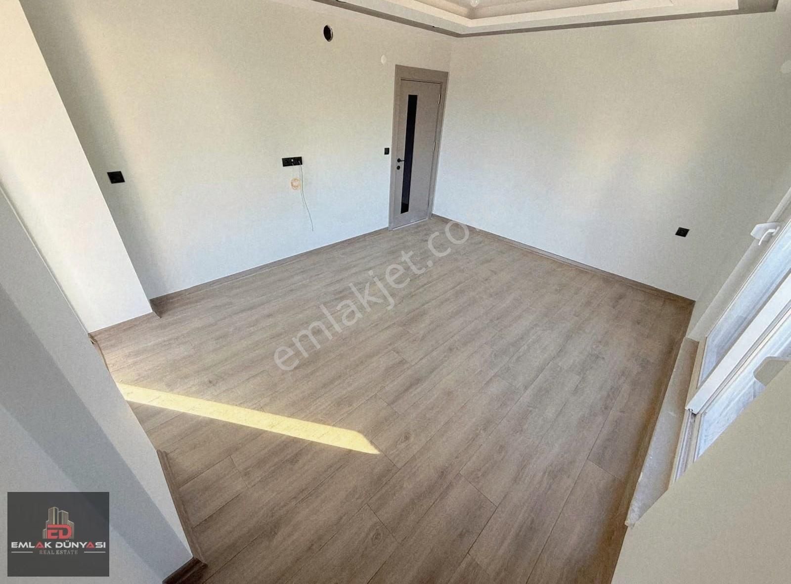 Aydoğmuşta Sıfır Satılık 3+1 140 Mt2 Geniş Arakat Daire - Görsel 21