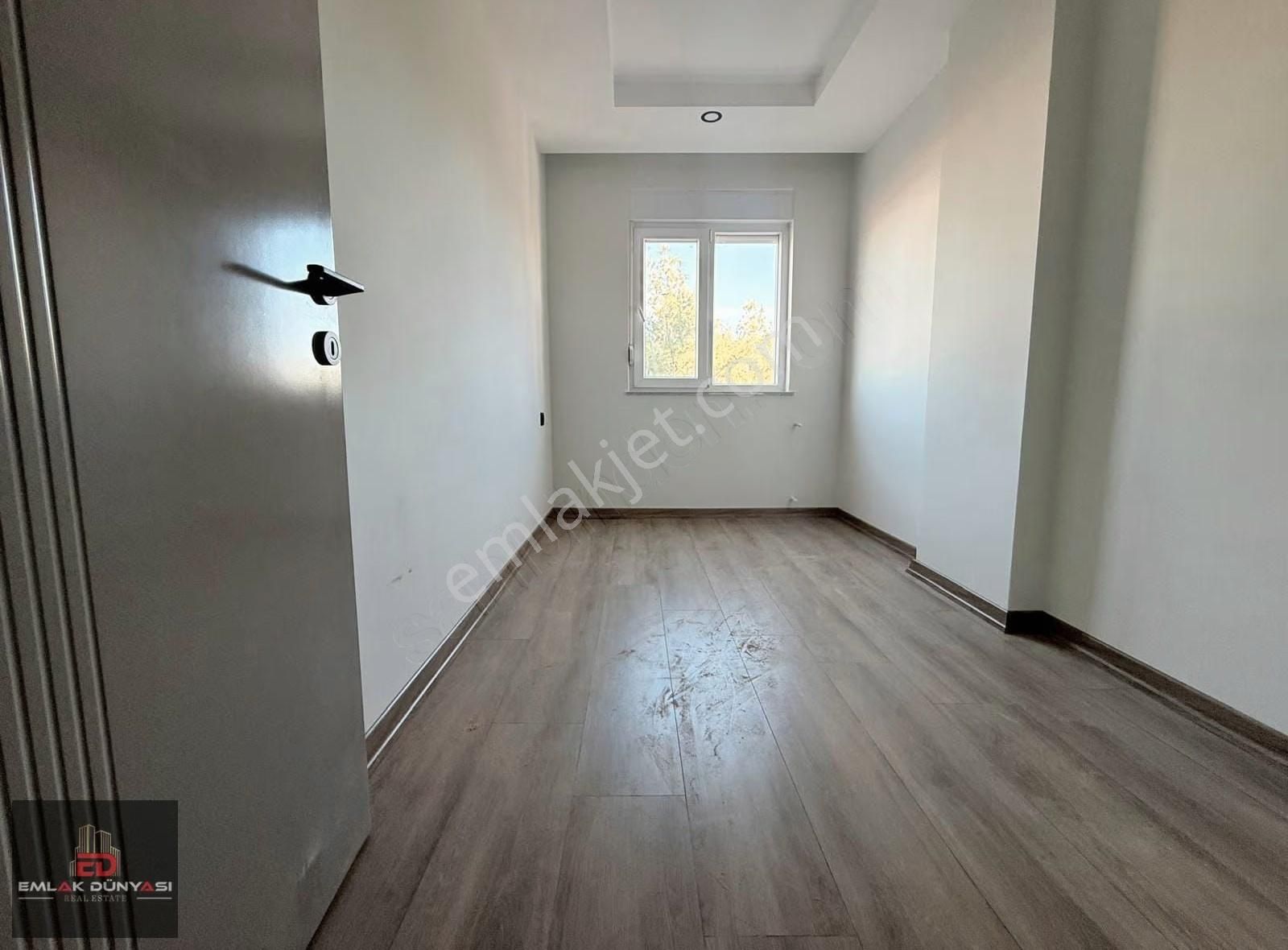 Aydoğmuşta Sıfır Satılık 3+1 140 Mt2 Geniş Arakat Daire - Görsel 10