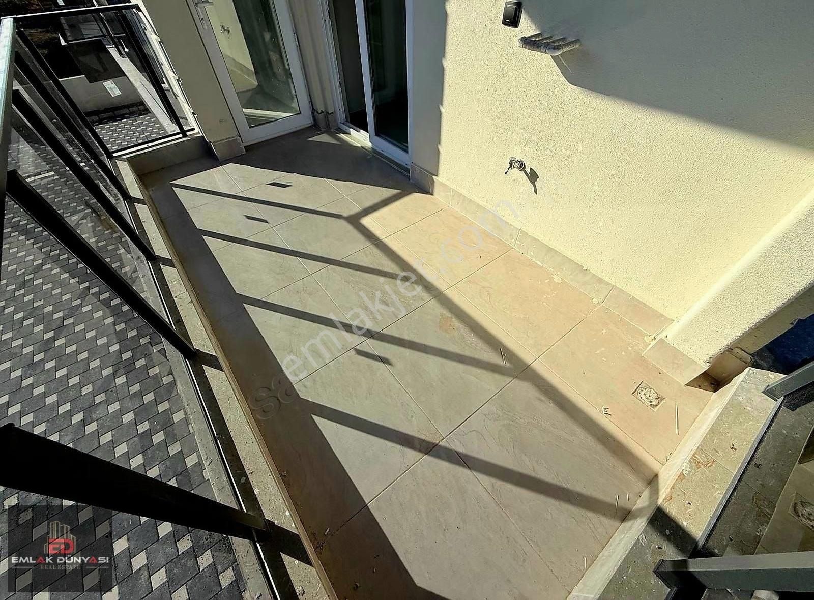 Aydoğmuşta Sıfır Satılık 3+1 140 Mt2 Geniş Arakat Daire - Görsel 11