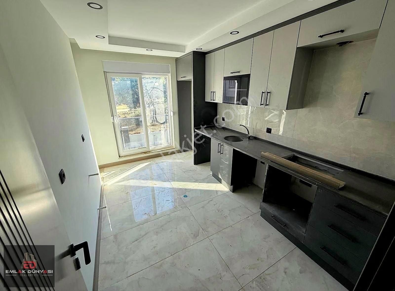 Aydoğmuşta Sıfır Satılık 3+1 140 Mt2 Geniş Arakat Daire - Görsel 2