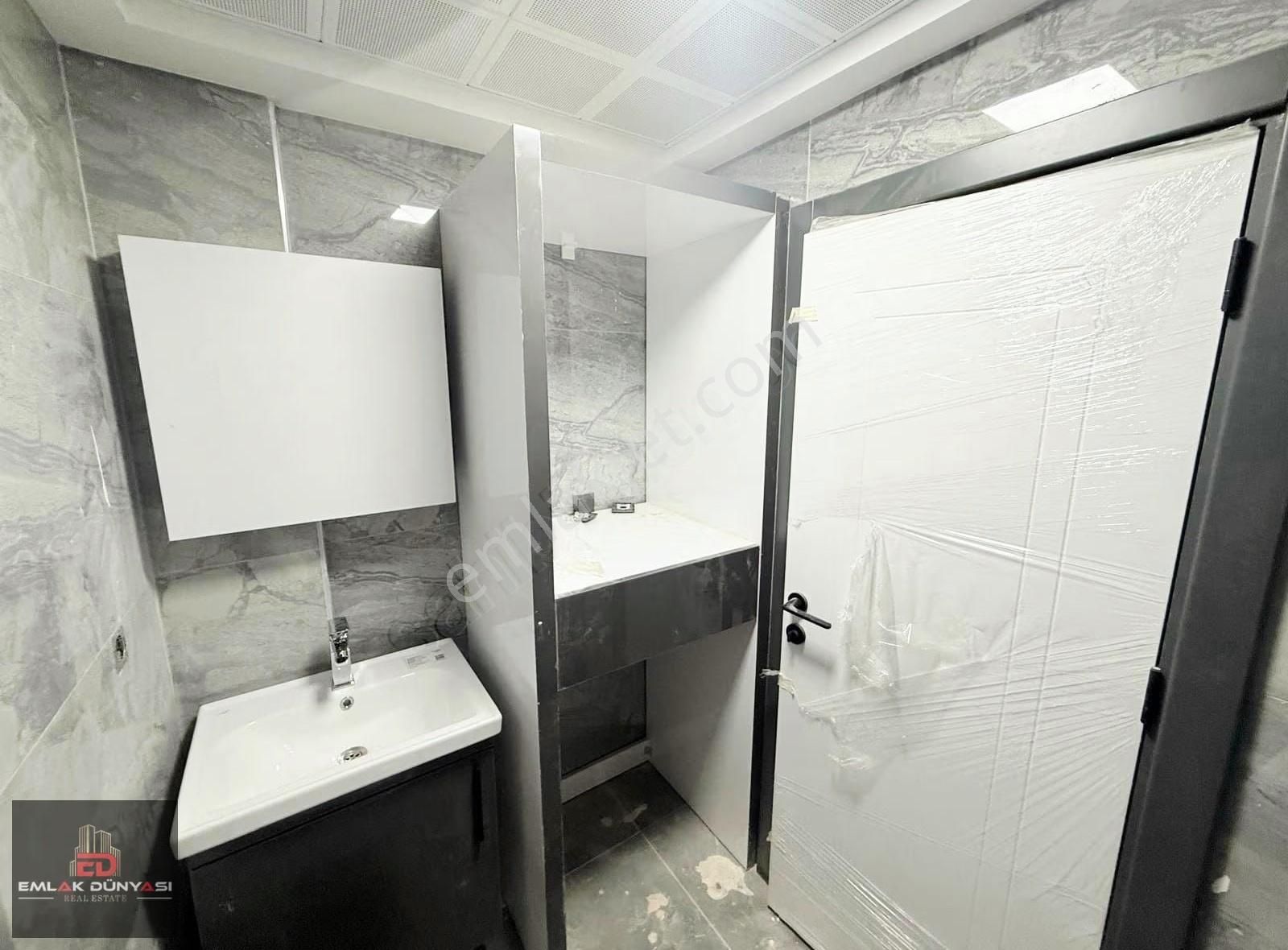 V. Karşıyaka Da Eveveyn Banyolu 150 Mt2 3+1 Lüx Daire - Görsel 9