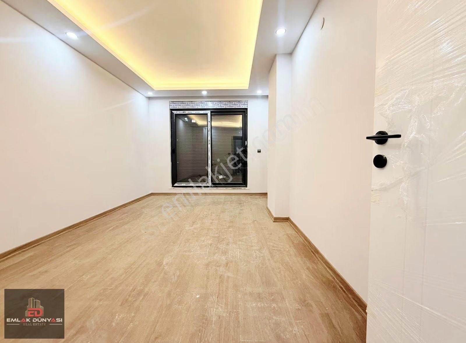 V. Karşıyaka Da Eveveyn Banyolu 150 Mt2 3+1 Lüx Daire - Görsel 14