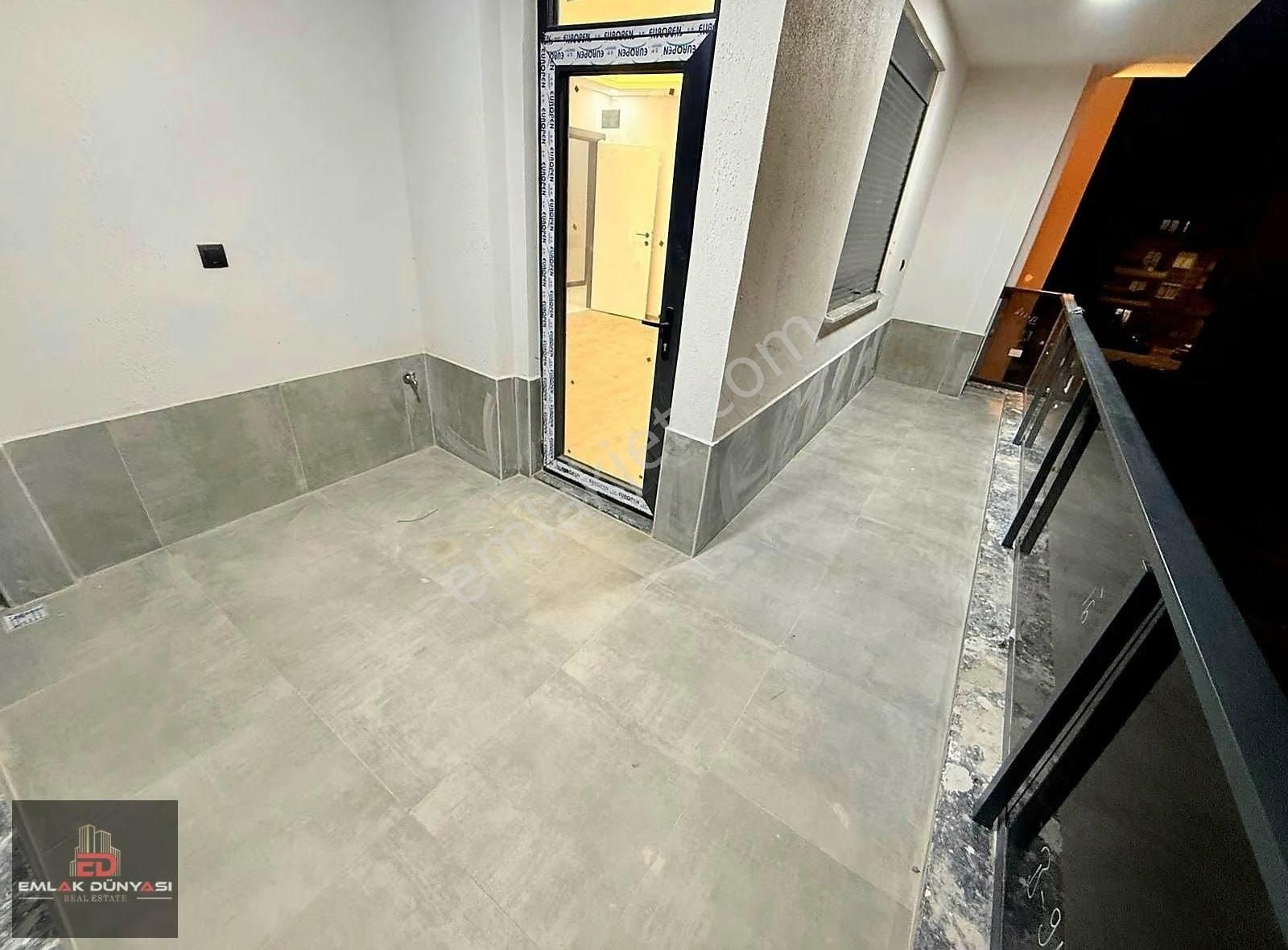 V. Karşıyaka Da Eveveyn Banyolu 150 Mt2 3+1 Lüx Daire - Görsel 20