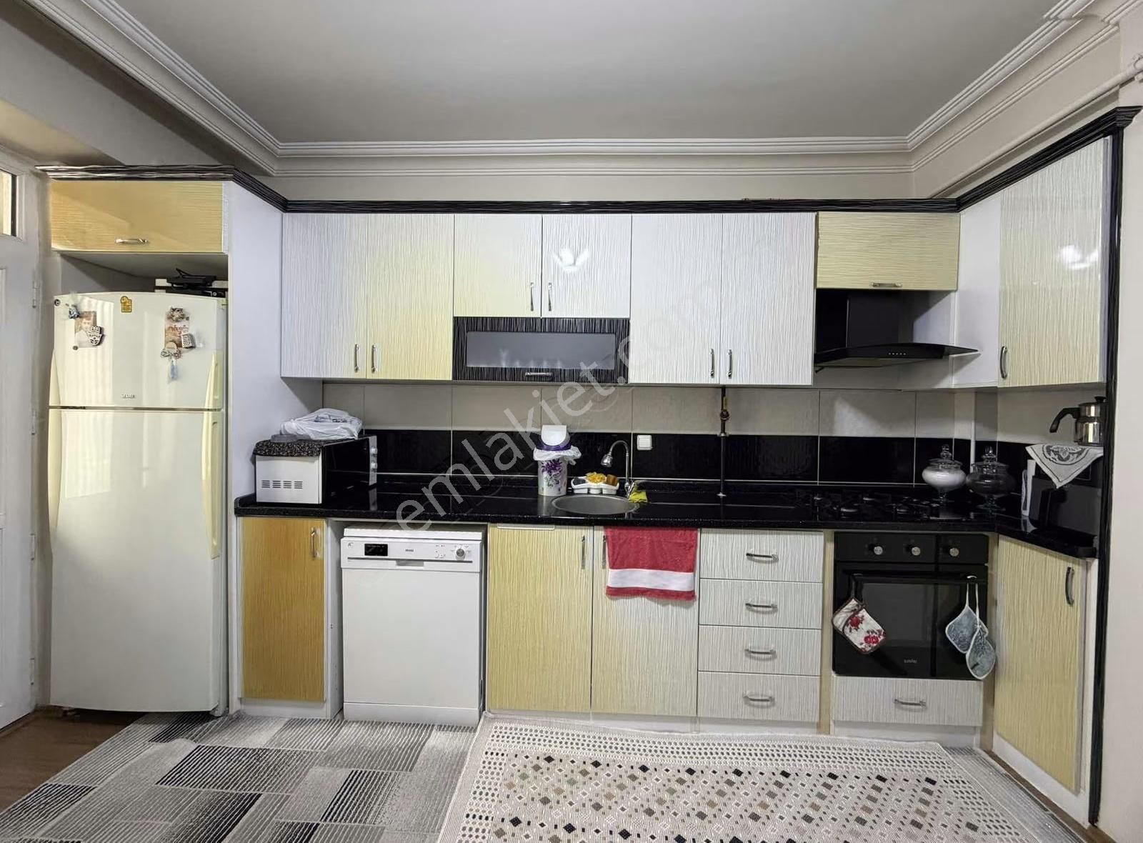 Fetih Caddesi İl Jandarma Yakını 3+1 Satılık Daire - Görsel 4