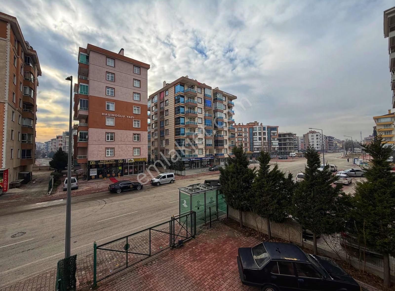 Fetih Caddesi İl Jandarma Yakını 3+1 Satılık Daire - Görsel 19