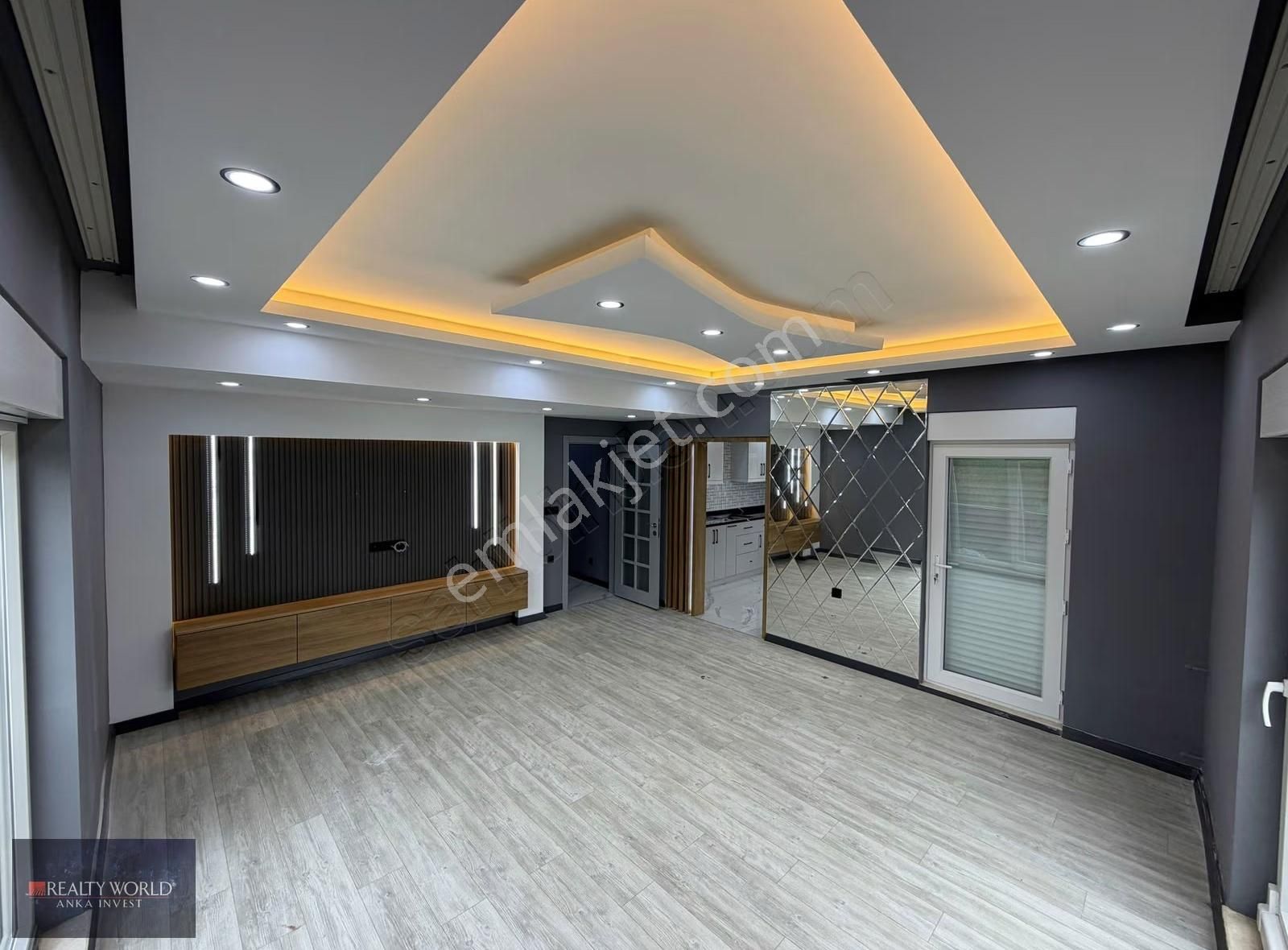 Döşemealtı Yeniköyde Acil Satılık 4+1 Müstakil Villa - Görsel 26