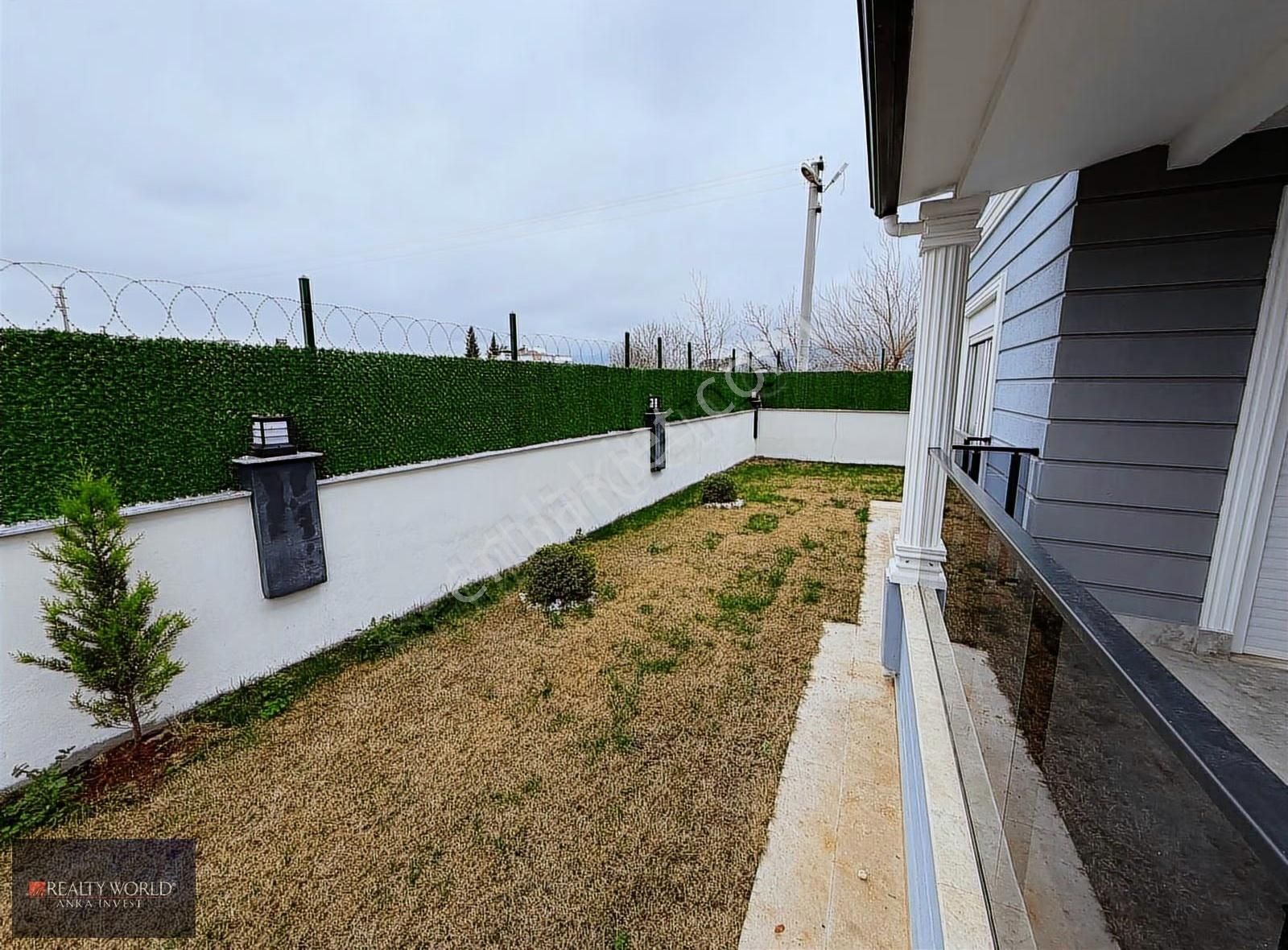 Döşemealtı Yeniköyde Acil Satılık 4+1 Müstakil Villa - Görsel 21