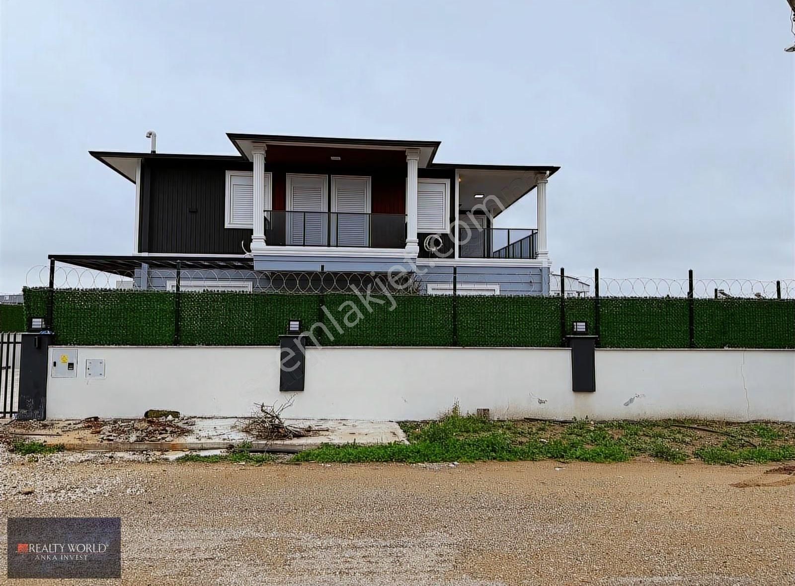 Döşemealtı Yeniköyde Acil Satılık 4+1 Müstakil Villa - Görsel 22