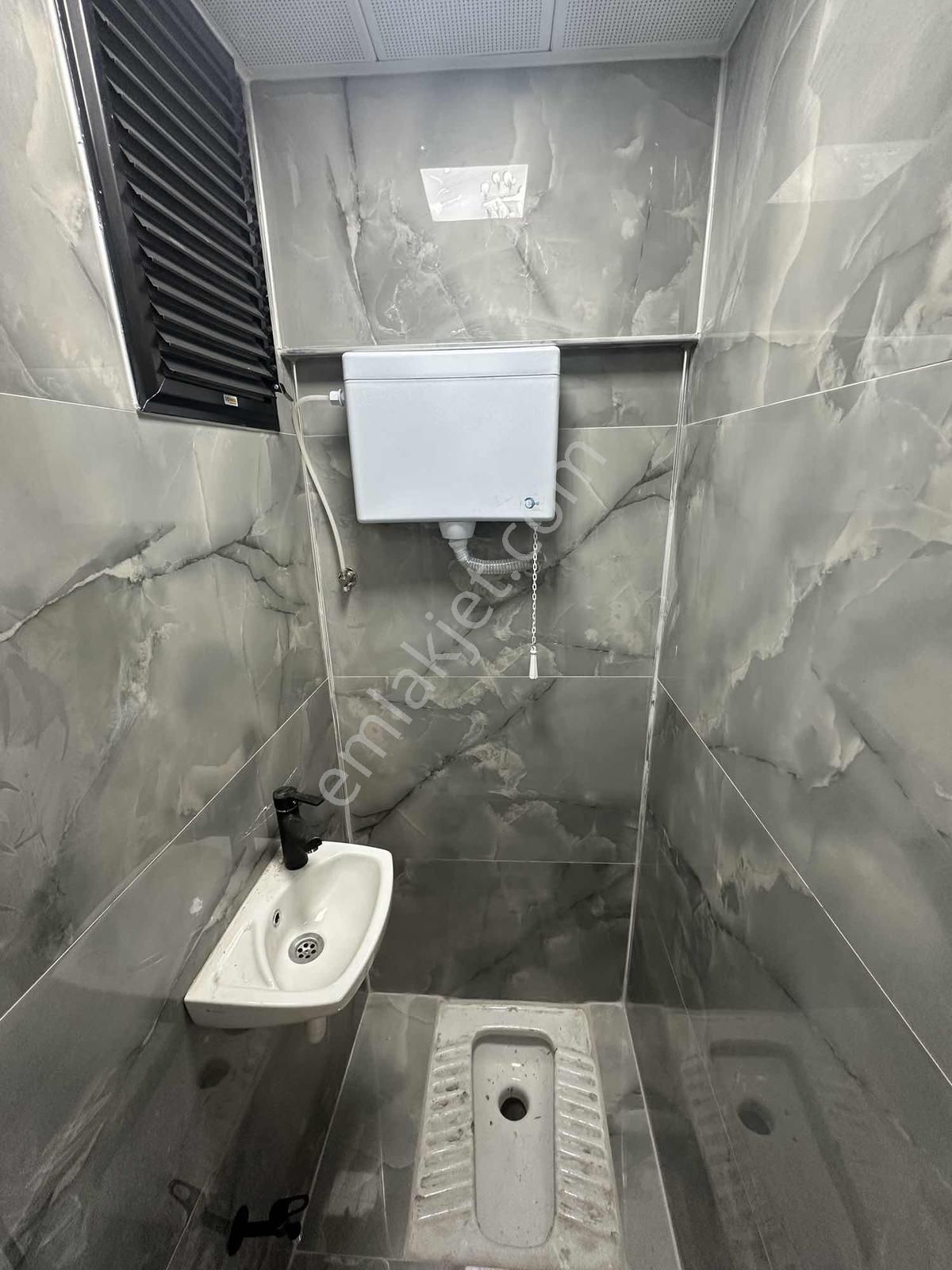 Şirinyer'de İzban Yakını Komple Tadilatlı Satılık 3+1 Daire - Görsel 2