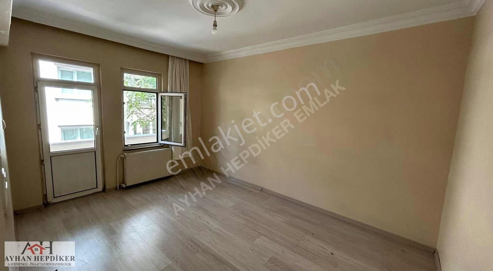 Adapazarı Orhangazi Caddesi Üzerinde 190m2 4+1 Bakımlı Daire - Görsel 32