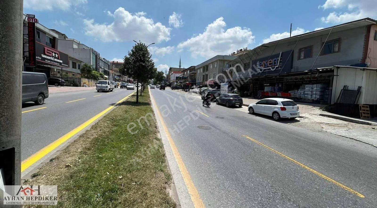 Adapazarı Orhangazi Caddesi Üzerinde 190m2 4+1 Bakımlı Daire