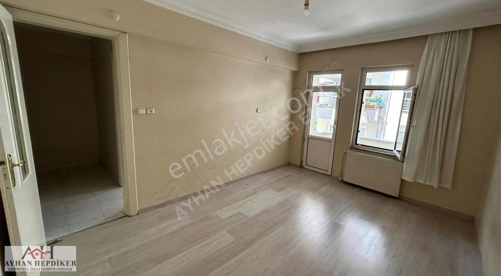 Adapazarı Orhangazi Caddesi Üzerinde 190m2 4+1 Bakımlı Daire - Görsel 7