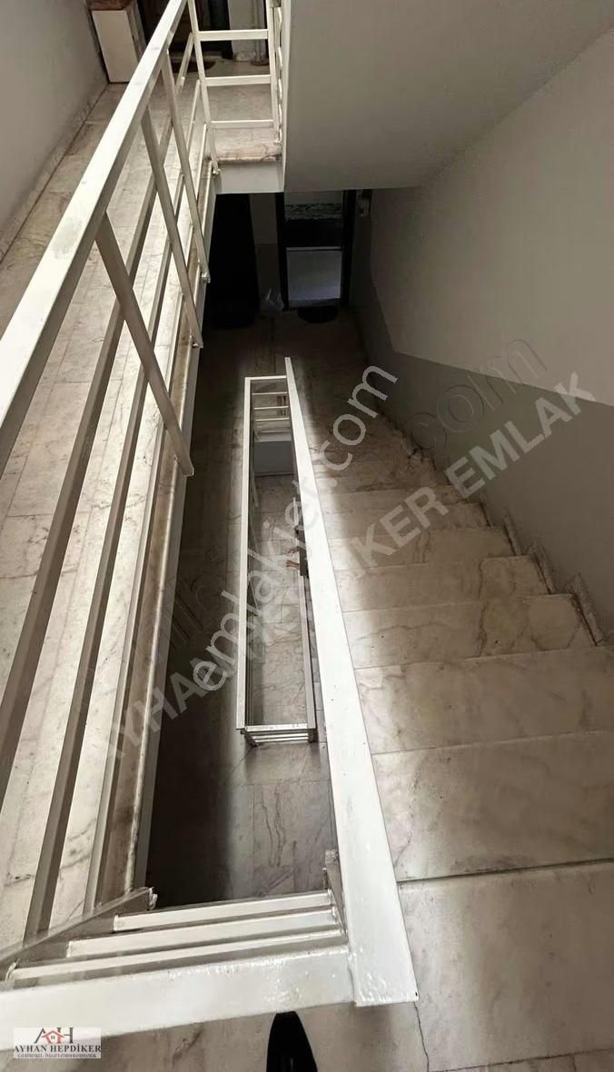 Adapazarı Orhangazi Caddesi Üzerinde 190m2 4+1 Bakımlı Daire - Görsel 19