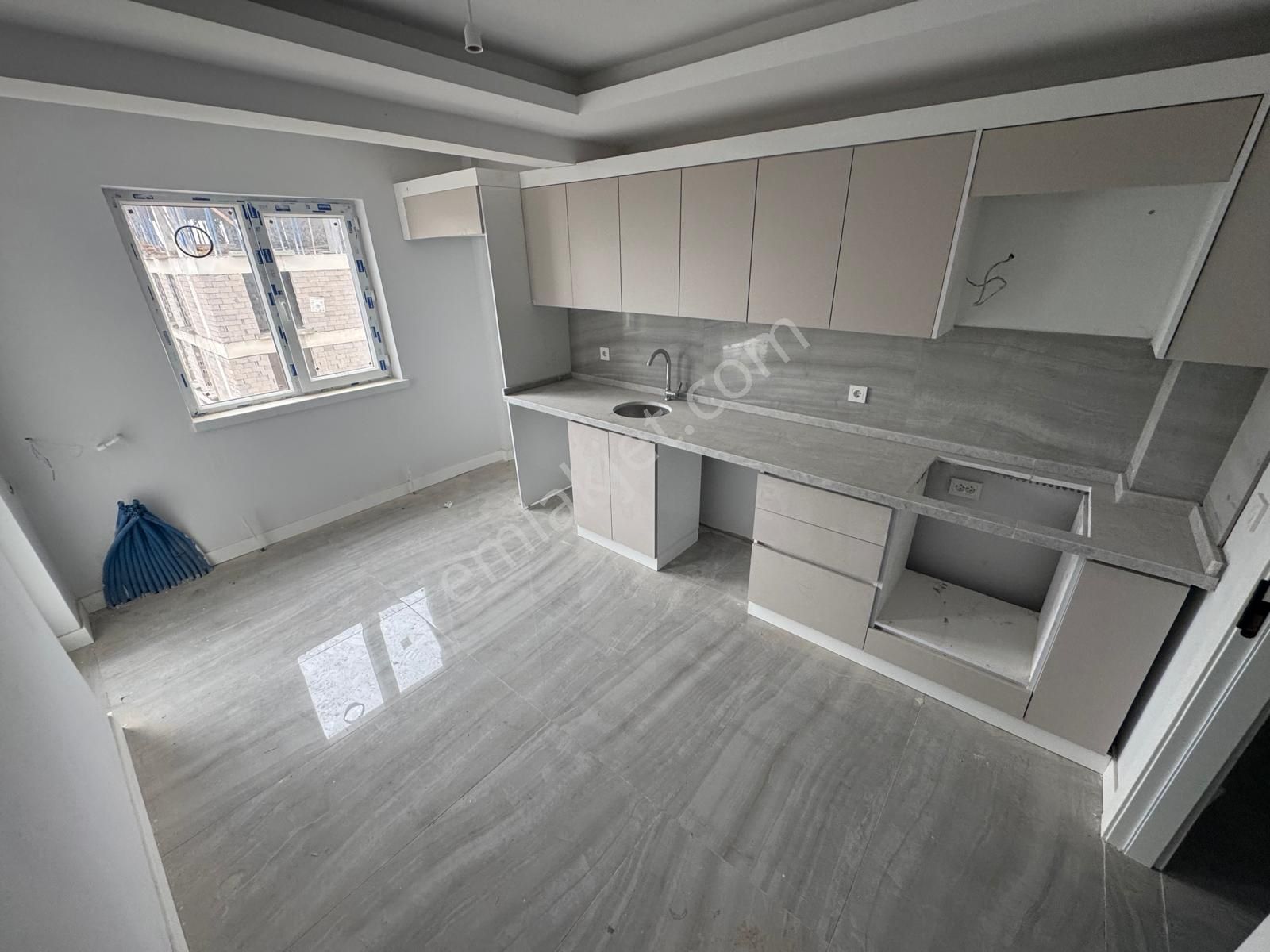 Yenikent Fevzi Çakmak Mah.ultra Lüx Yapılı Geniş3+1kiralık Daire