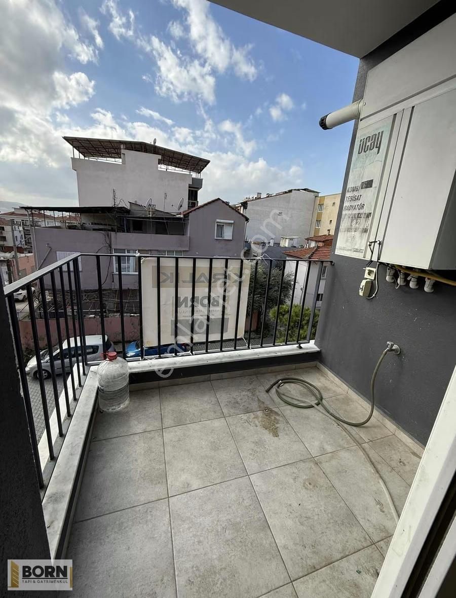 Buca Yaylacık Mah Heykel Yakını Kiralık 2+1 Arakat Daire - Görsel 2