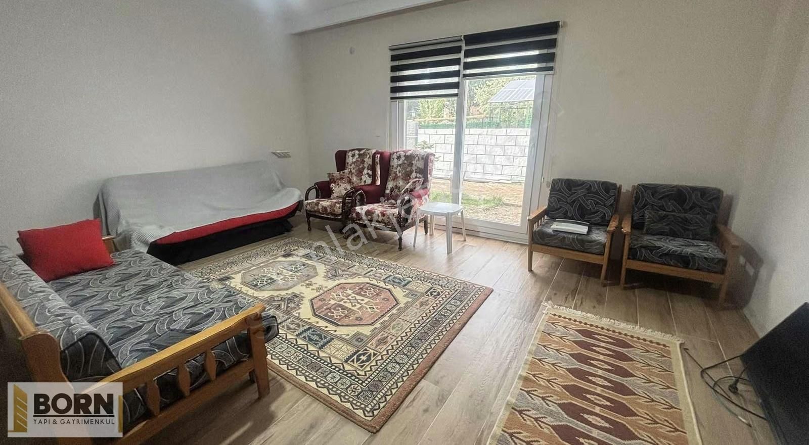 Bornova Çiçekli Köyde Bahçeli Eşyalı Kiralık 1+1 Daire - Görsel 14