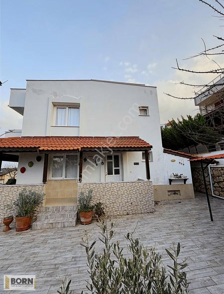 Karaburunda Denize Sıfır Müstakil Ev - Görsel 10