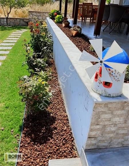 Karaburunda Denize Sıfır Müstakil Ev - Görsel 7