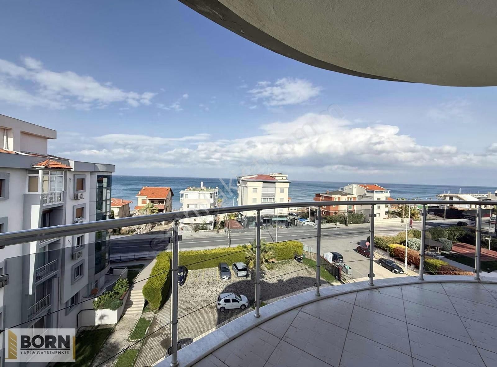 Güzelbahçe Havuzlu Site İçinde 3+1 Deniz Manzaralı Daire