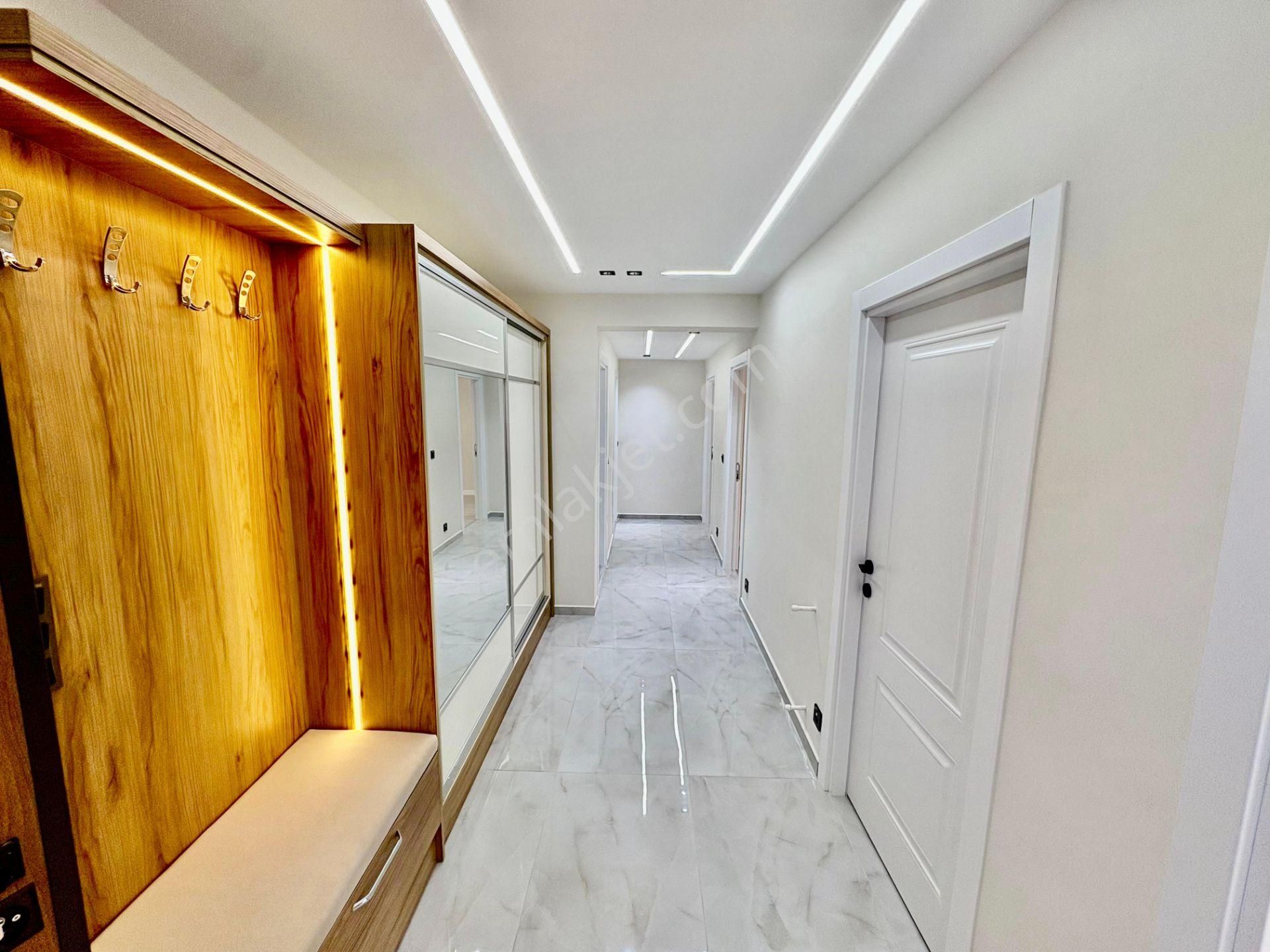 ▓karabuluttan▓ikizçay'ın En Şık & Ön Cephe Ayrı Mutfak 3+1 Satılık Daire - Görsel 32